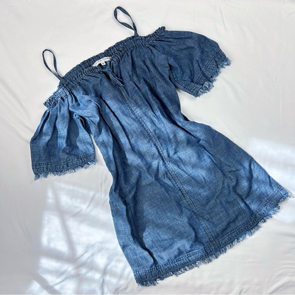 trina turk | size s | denim off the shoulder shift dress